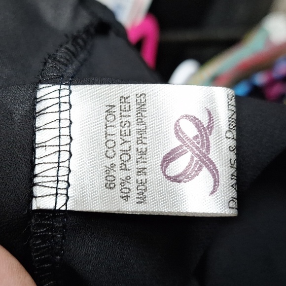 Plains & PRINTS SIZE 4 SLEEVELESS BLOUSE - Picture 7 of 7